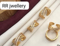 Luxury Anti-Tarnish Gold-Toned Twisted Diamond-Look Fashion Ring