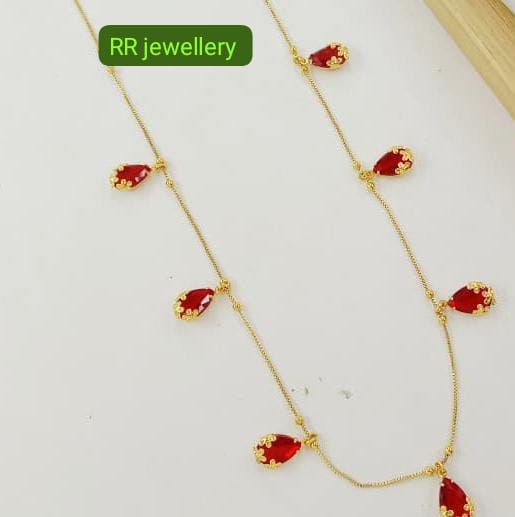 Luxury Tassel Drop Emerald Stone Necklace for Everyday Elegance