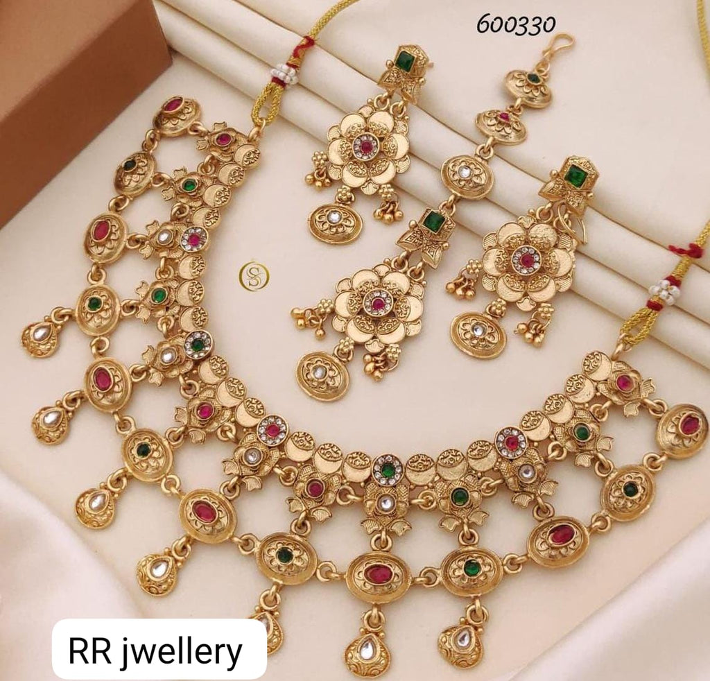 Traditional Antique-Finish Necklace with Matching Earrings and Maang Tikka